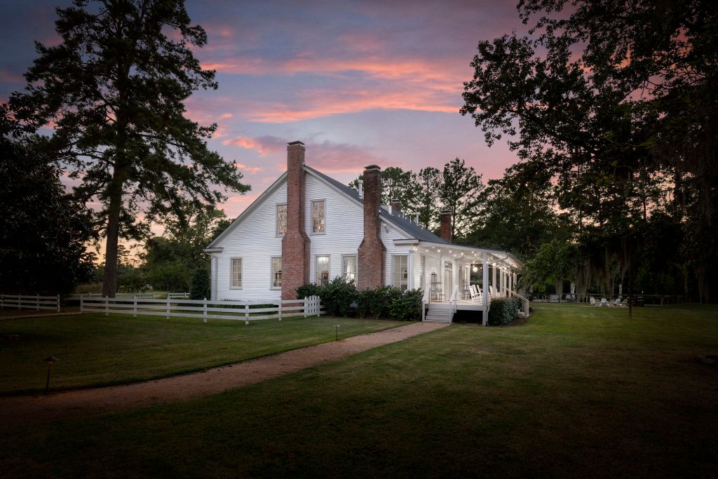 256 web or mls 1N0A0234 2 1