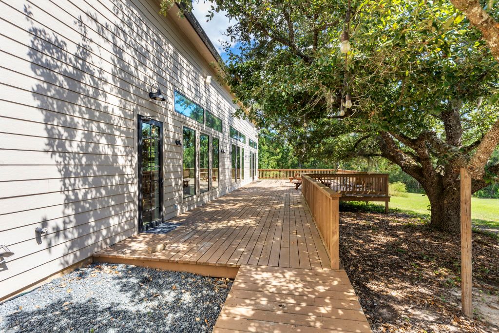 346 web or mls 1N0A1412 1