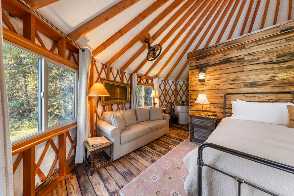 430 web or mls 1N0A1824 1