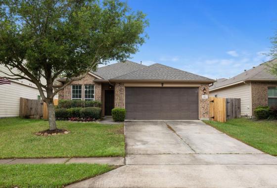 32363232 19103 Ayston Drive