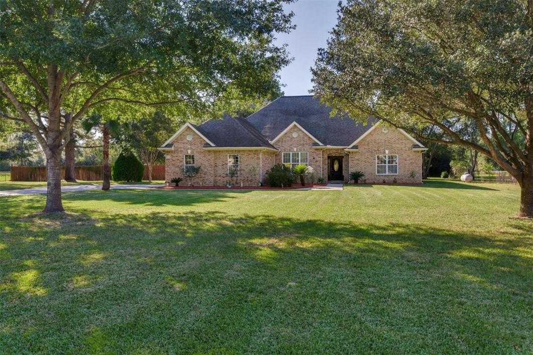 22130866 26105 Le Berge Drive