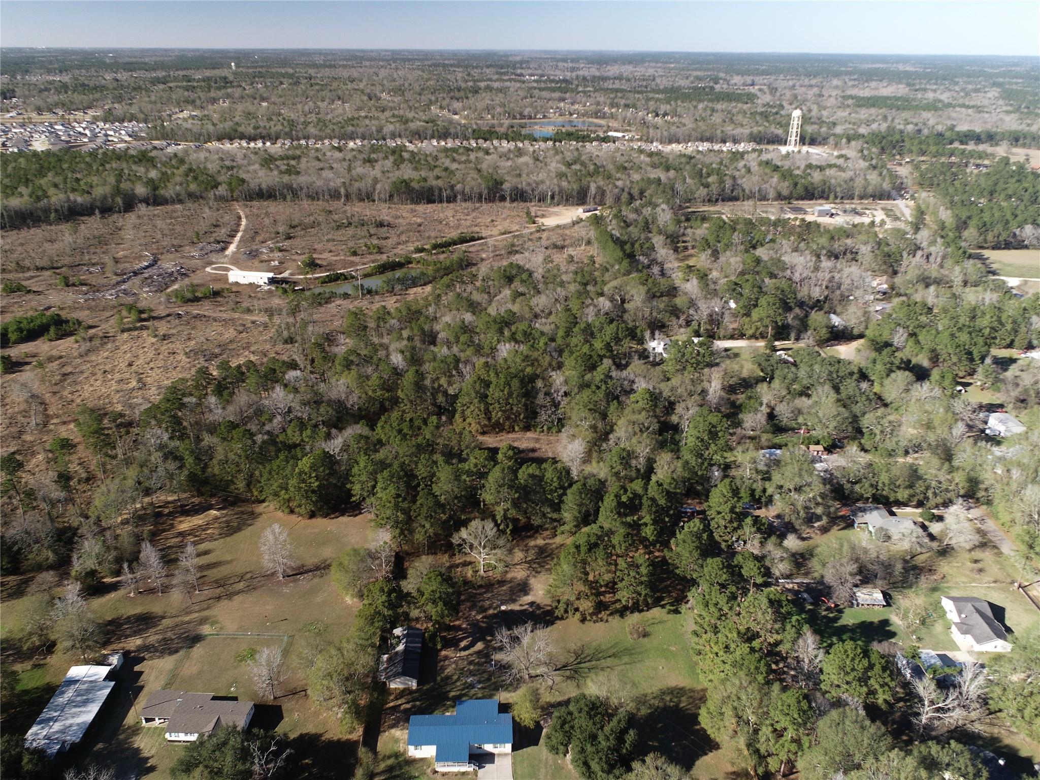24224390 2581 Mann Road