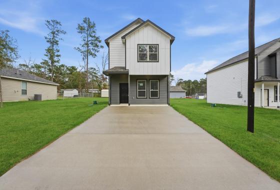 25587130 15618 Sycamore Drive