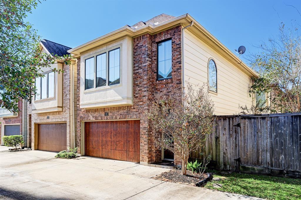 27045743 321 Cage Street