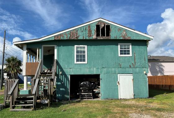 2735285 415 Oyster Street