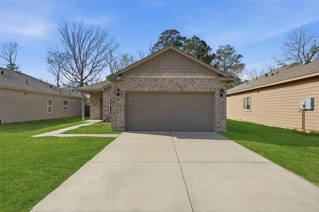 51680519 1204 Parkhurst Avenue