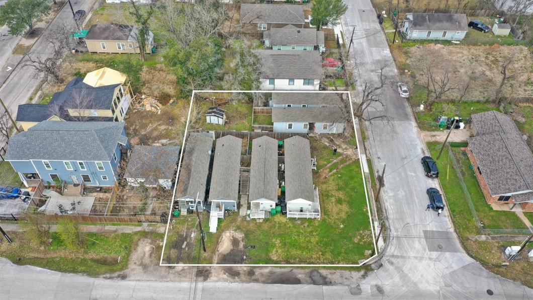 58796101 3706 Delano Street